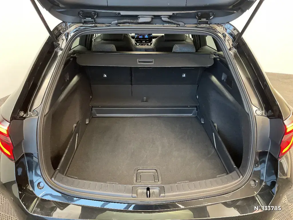 TOYOTA COROLLA TOURING SPT X - Miniature 10