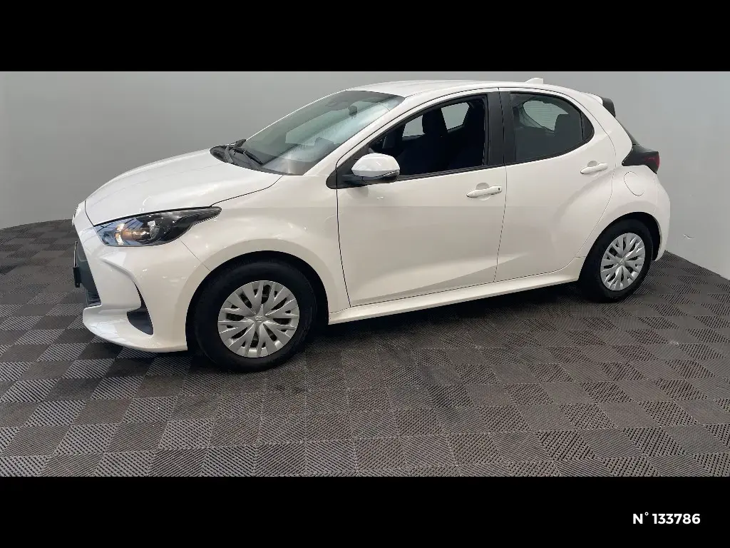 TOYOTA YARIS IV - Miniature 4