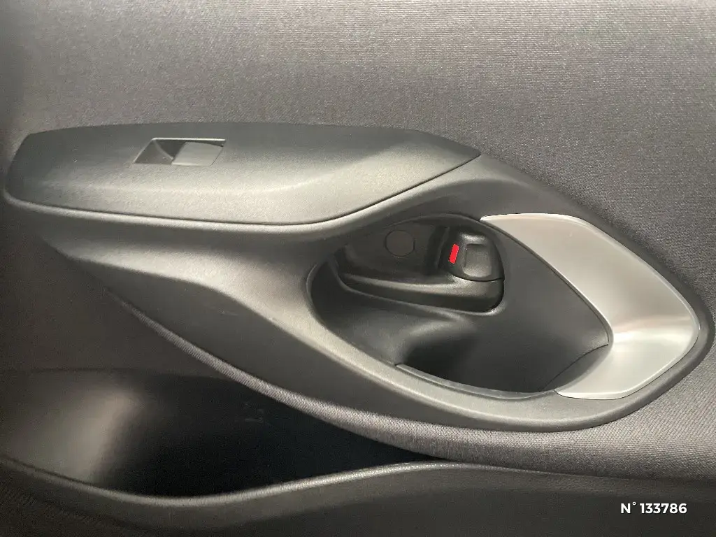 TOYOTA YARIS IV - Miniature 16