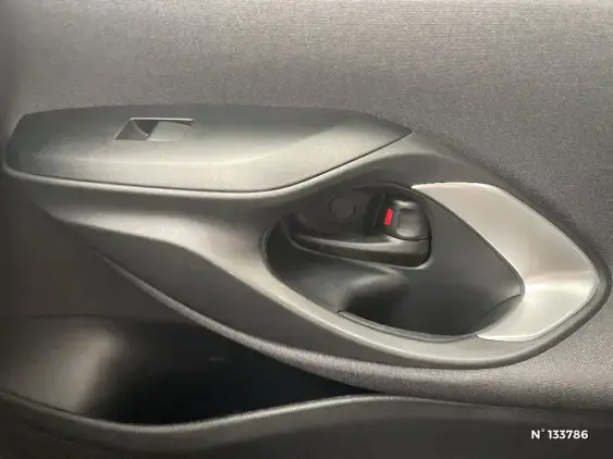 TOYOTA YARIS IV - voiture d'occasion - Photo 35
