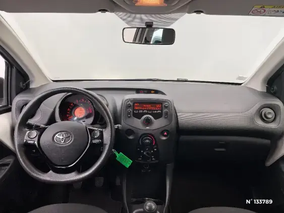 TOYOTA AYGO II - voiture d'occasion - Photo 9
