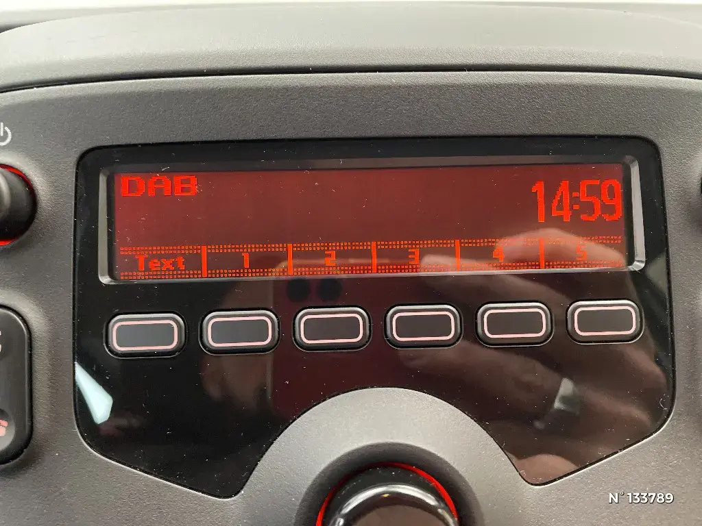 TOYOTA AYGO II - Miniature 13