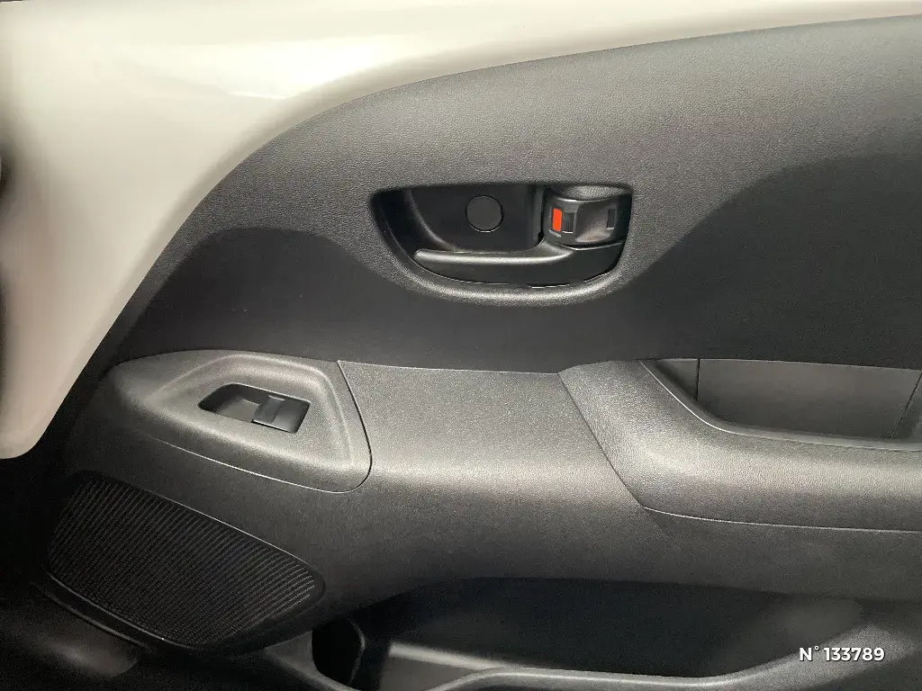 TOYOTA AYGO II - Miniature 15