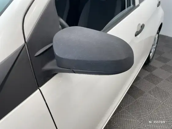 TOYOTA AYGO II - voiture d'occasion - Photo 41
