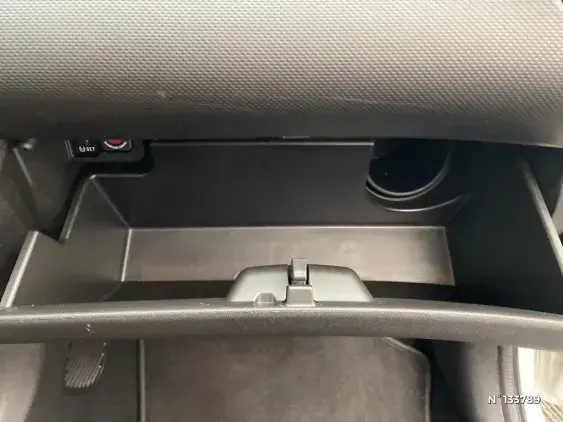 TOYOTA AYGO II - voiture d'occasion - Photo 26