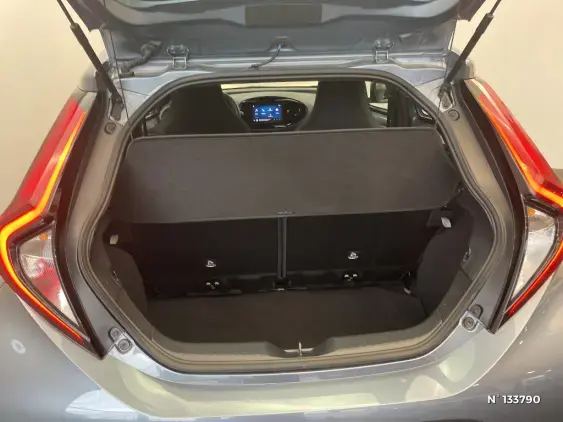 TOYOTA AYGO X - voiture d'occasion - Photo 7