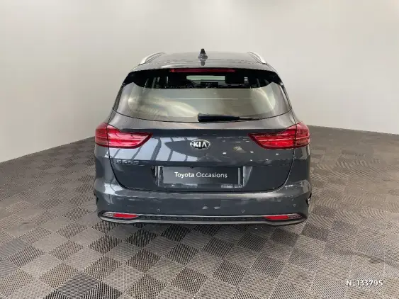 KIA CEED III - voiture d'occasion - Photo 6