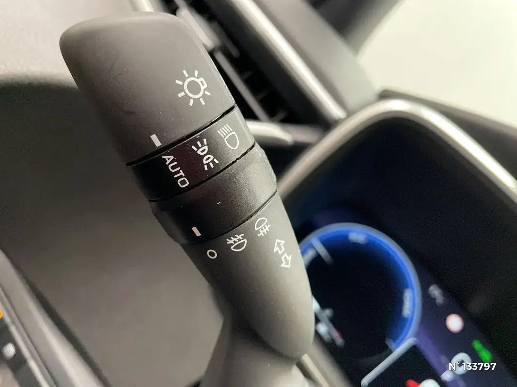 TOYOTA COROLLA XII - Miniature 15