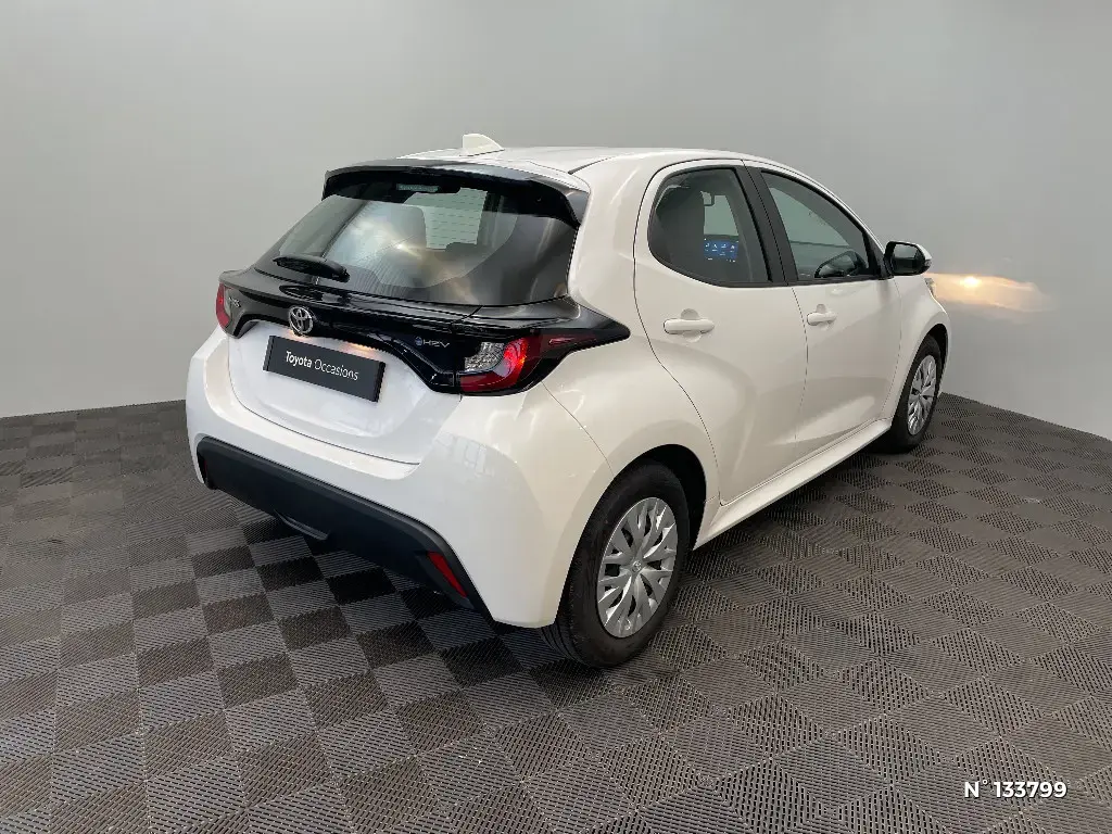 TOYOTA YARIS IV - Miniature 2