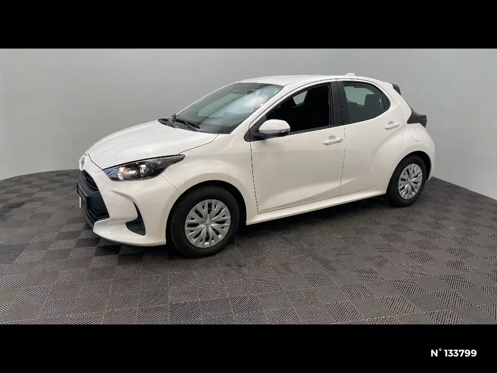 TOYOTA YARIS IV - Miniature 4