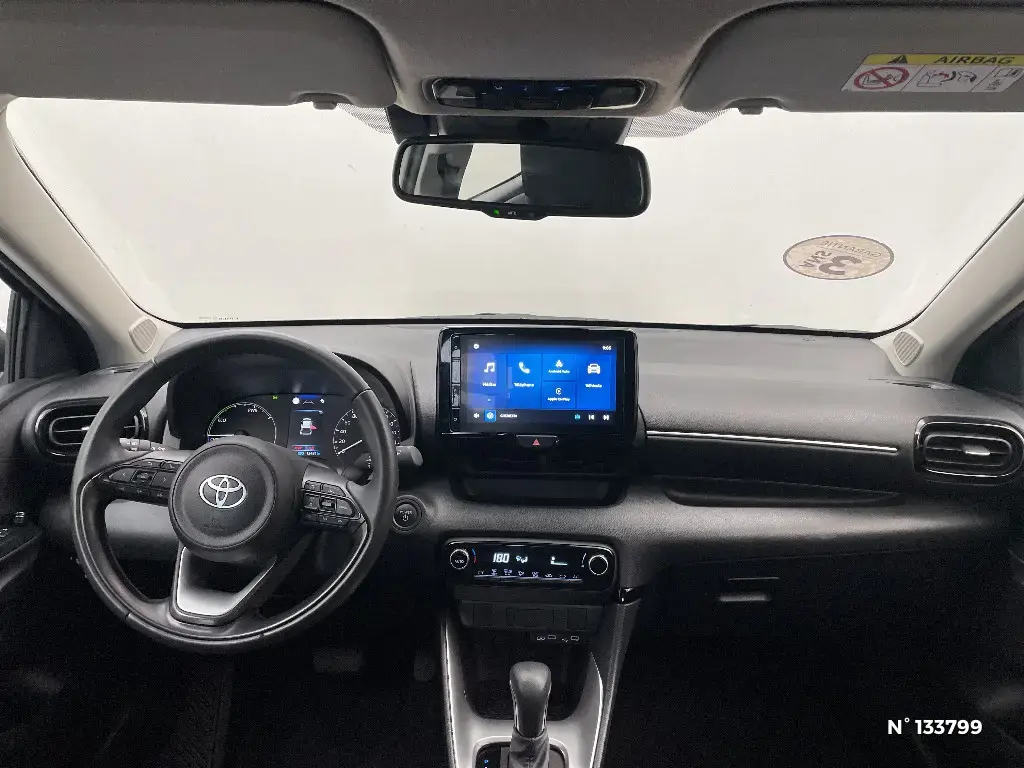 TOYOTA YARIS IV - Miniature 6