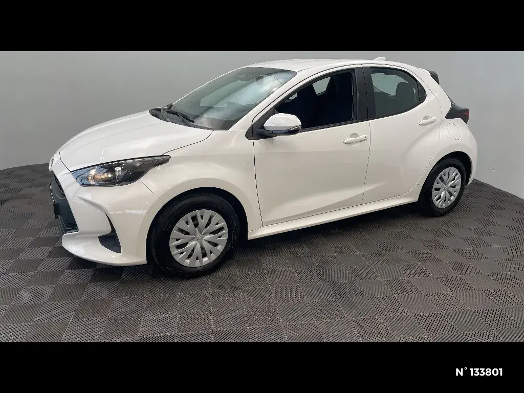 TOYOTA YARIS IV - Miniature 4