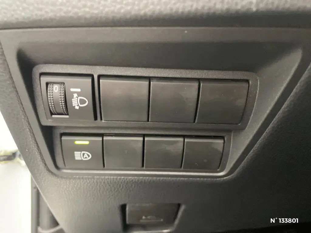 TOYOTA YARIS IV - Miniature 11