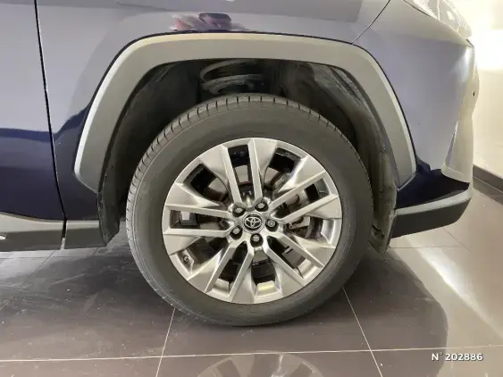TOYOTA RAV4 V - voiture d'occasion - Photo 8