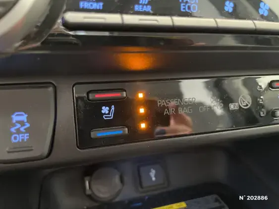 TOYOTA RAV4 V - voiture d'occasion - Photo 28