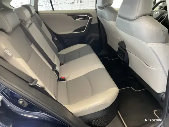 TOYOTA RAV4 V - voiture d'occasion - Photo 11