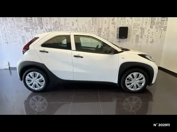 TOYOTA AYGO X - voiture d'occasion - Photo 5