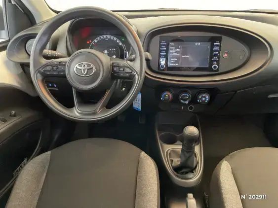 TOYOTA AYGO X - voiture d'occasion - Photo 9