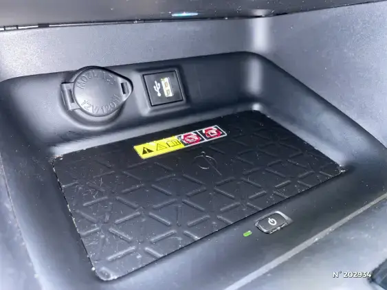 TOYOTA RAV4 V - voiture d'occasion - Photo 27