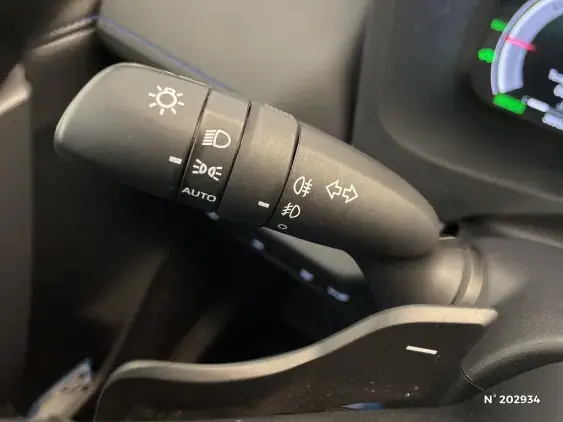 TOYOTA RAV4 V - voiture d'occasion - Photo 33