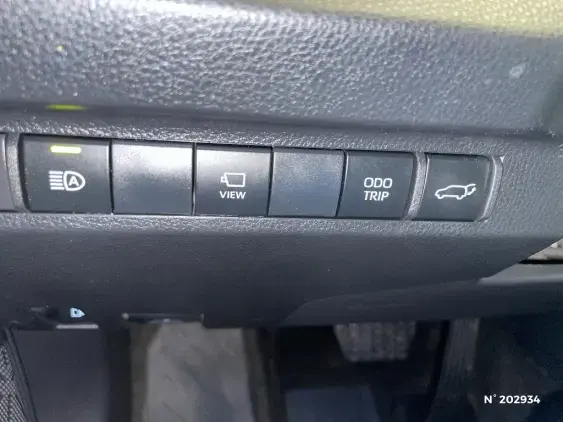 TOYOTA RAV4 V - voiture d'occasion - Photo 35