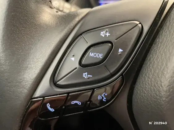 TOYOTA C-HR - voiture d'occasion - Photo 26