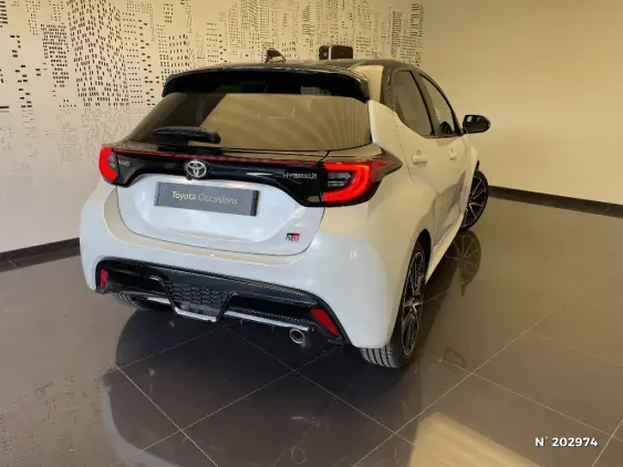 TOYOTA YARIS IV - voiture d'occasion - Photo 4