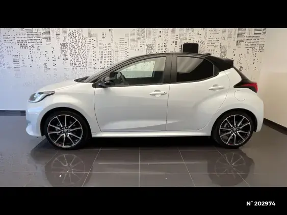 TOYOTA YARIS IV - voiture d'occasion - Photo 2