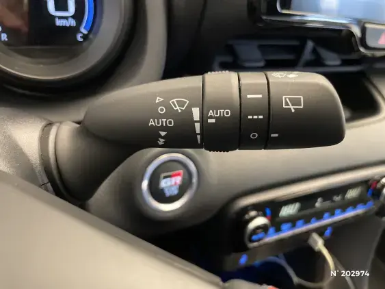 TOYOTA YARIS IV - voiture d'occasion - Photo 33