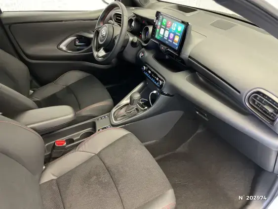 TOYOTA YARIS IV - voiture d'occasion - Photo 10