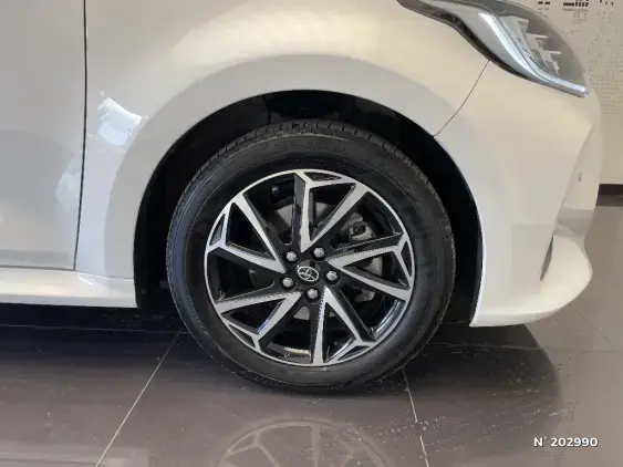 TOYOTA YARIS IV - voiture d'occasion - Photo 8