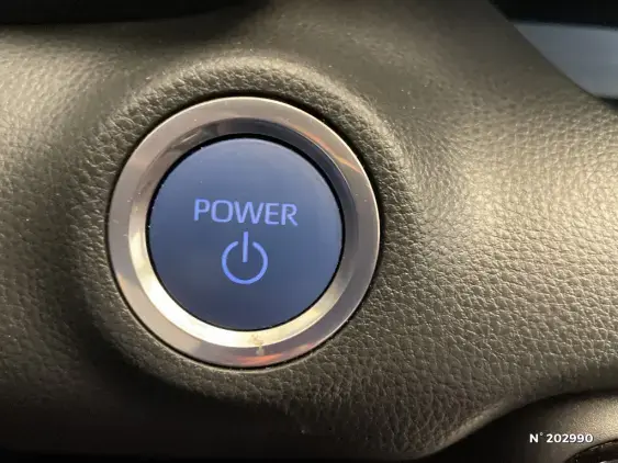 TOYOTA YARIS IV - voiture d'occasion - Photo 31