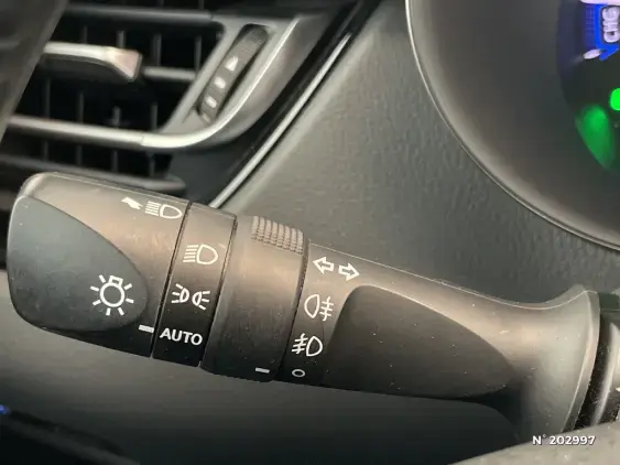 TOYOTA C-HR - voiture d'occasion - Photo 32