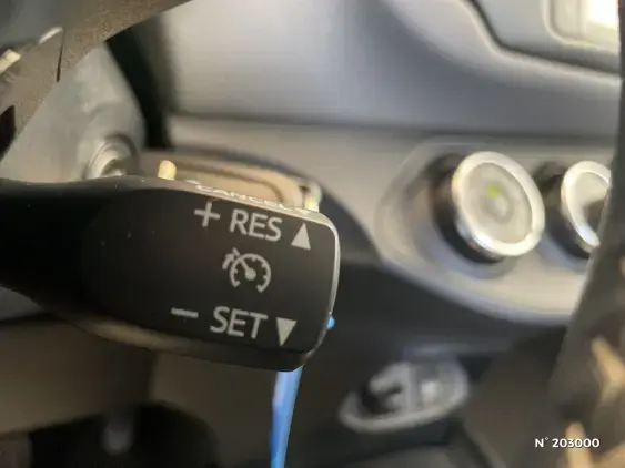 TOYOTA YARIS III - voiture d'occasion - Photo 38