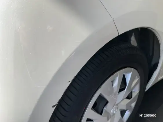 TOYOTA YARIS III - voiture d'occasion - Photo 26