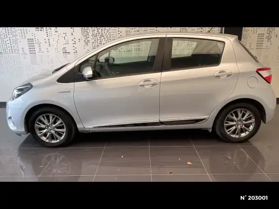 TOYOTA YARIS III - voiture d'occasion - Photo 2