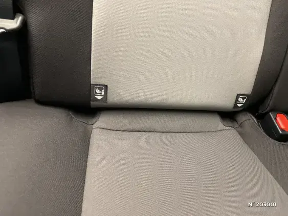 TOYOTA YARIS III - voiture d'occasion - Photo 26