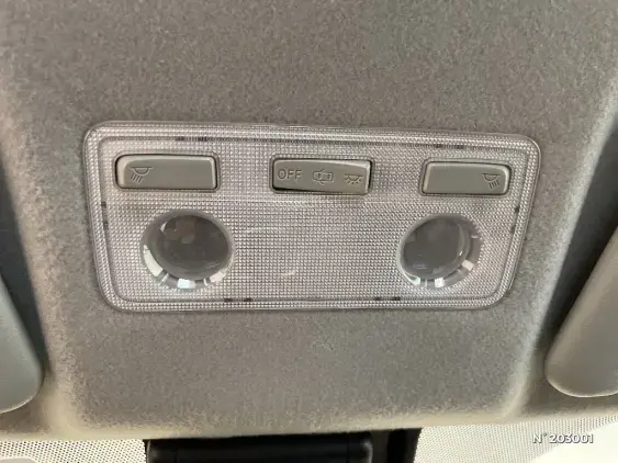 TOYOTA YARIS III - voiture d'occasion - Photo 38