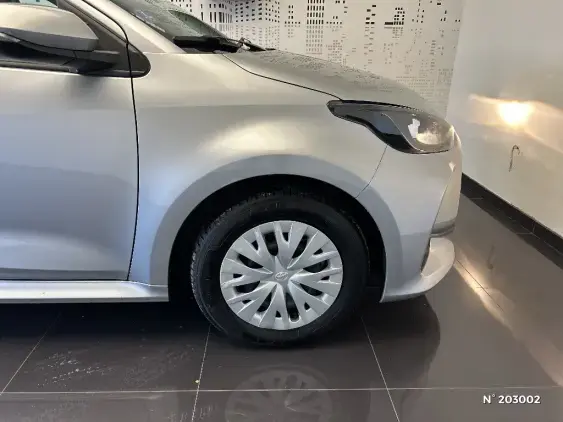 TOYOTA YARIS IV - voiture d'occasion - Photo 8