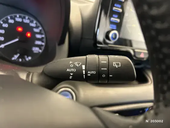 TOYOTA YARIS IV - voiture d'occasion - Photo 29