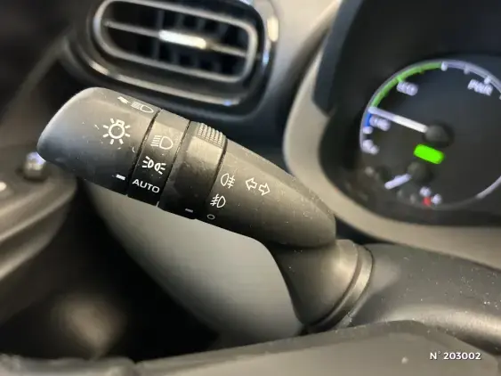 TOYOTA YARIS IV - voiture d'occasion - Photo 30