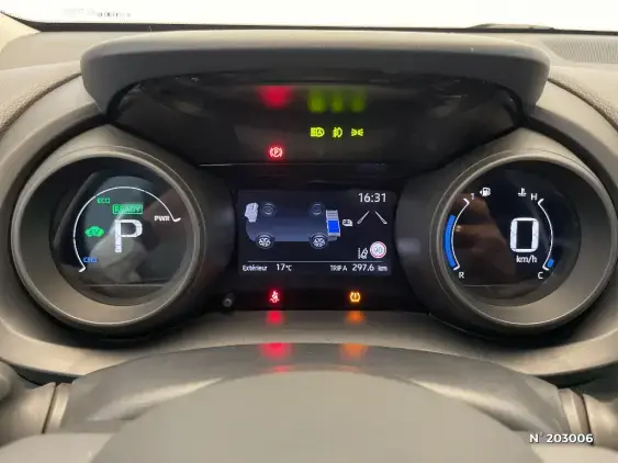 TOYOTA YARIS IV - voiture d'occasion - Photo 12