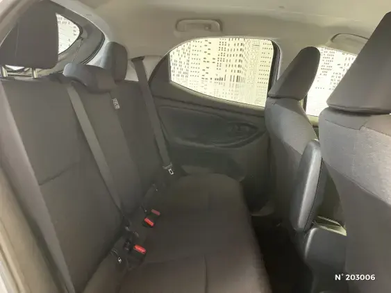TOYOTA YARIS IV - voiture d'occasion - Photo 11