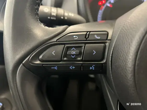 TOYOTA AYGO X - voiture d'occasion - Photo 28