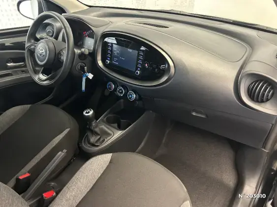 TOYOTA AYGO X - voiture d'occasion - Photo 10