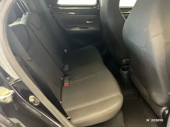 TOYOTA AYGO X - voiture d'occasion - Photo 11