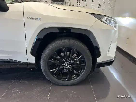 TOYOTA RAV4 V - voiture d'occasion - Photo 8