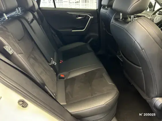 TOYOTA RAV4 V - voiture d'occasion - Photo 11