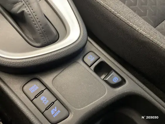 TOYOTA YARIS CROSS I - voiture d'occasion - Photo 30