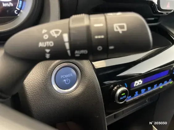 TOYOTA YARIS CROSS I - voiture d'occasion - Photo 34